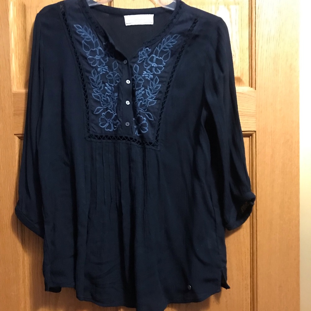 Abercrombie and Fitch blue top. Large